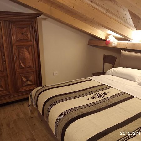 Maison Soleil - In Mansarda - Affitti Brevi Italia อาออสตา ภายนอก รูปภาพ