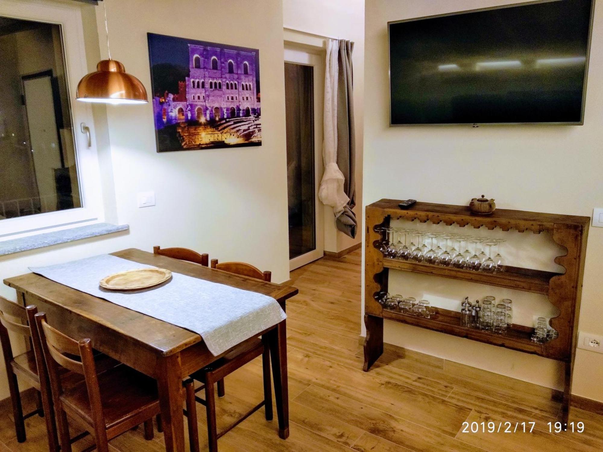 Maison Soleil - In Mansarda - Affitti Brevi Italia อาออสตา ภายนอก รูปภาพ